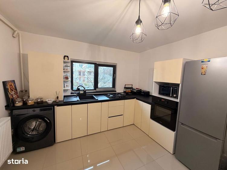 Apartament 2 camere Mioveni, renovat, mobilat, Et.1 - 5