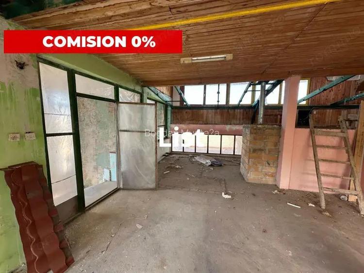 Apartament la casa, necesita compartimentare, terasa de 30 mp