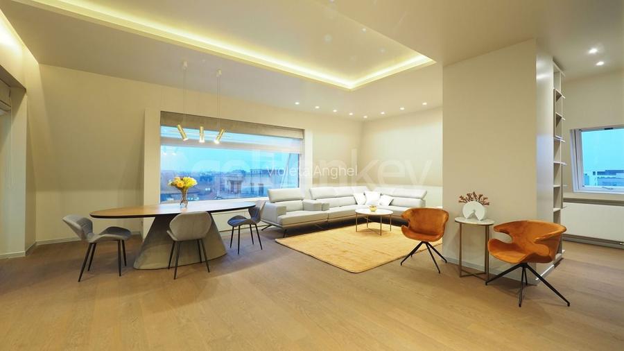 Penthouse exceptional cu vedere catre padure | 4 dormitoare | 2 garaje