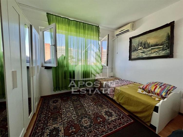 Garsoniera mobilata si utilata zona UMT - 2