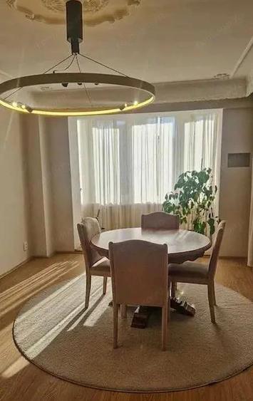 Central - Inchiriere apartament 3 camere - Str. Tudor Vladimirescu - 2