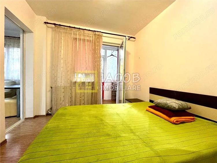 Apartament doua camere, zona Universitatii - Piata Sud Bacau, etajul 1 - 8