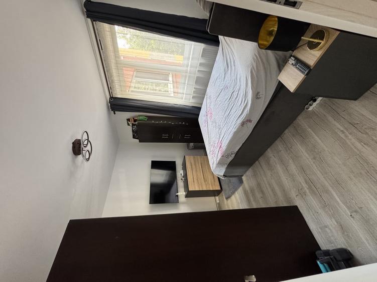 Apartament cu 2 camere semidecomandat în Vlahuță