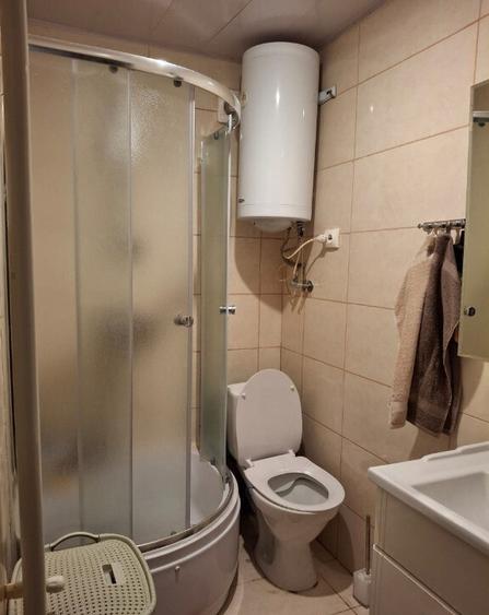 Garsoniera de inchiriat in zona Vacare?ti - 3