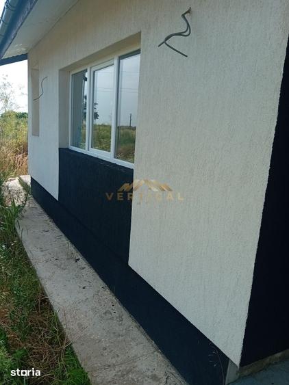 Casă cu 3 camere cu Teren 383 Mp în Vidra
