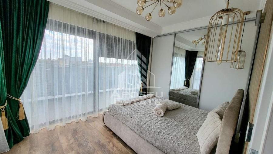 Penthouse de lux,cu 3 camere,terasa 70 mp,nou,Calea Lipovei - 13