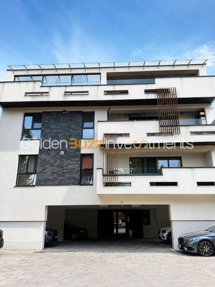 Apartament cu 4 camere decomandat, mobilat în Iancu Nicolae