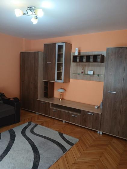 Chirie Apartament Micro 16 - 2