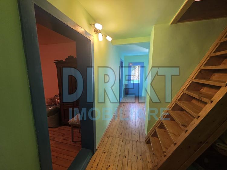 Duplex cu 7 camere cu Teren 500 Mp în Colibița