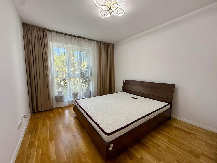 Casă cu 5 camere cu Canalizare în Pipera
