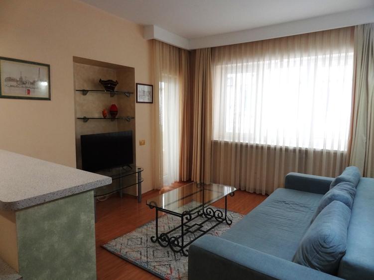Apartament cu 2 camere în Peninsula