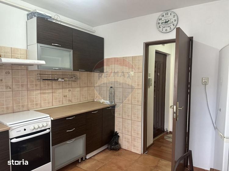 Apartament cu 2 camere semidecomandat în Mărăței