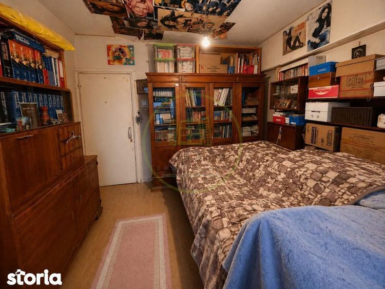 Apartament cu 4 camere semidecomandat în Lăpuș Argeș