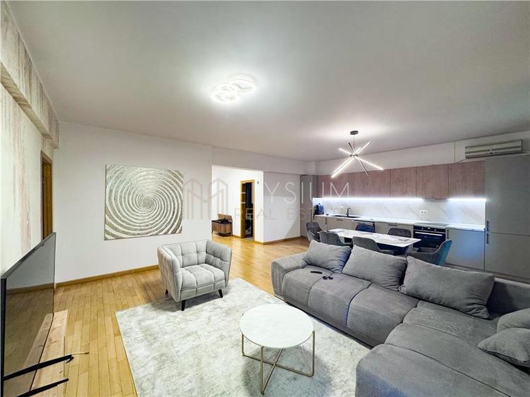 Apartament cu 4 camere decomandat, mobilat în Herăstrău