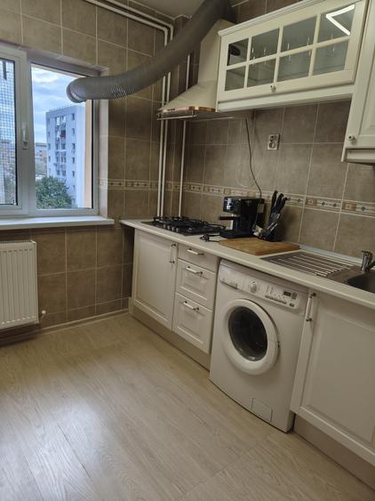 Apartament cu 2 camere decomandat în Drumul Taberei
