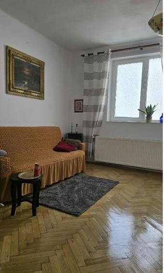 IANCULUI UNATC ,in vila,mobilata,utilata,loc de parcare,curte,Pet friendly - 1