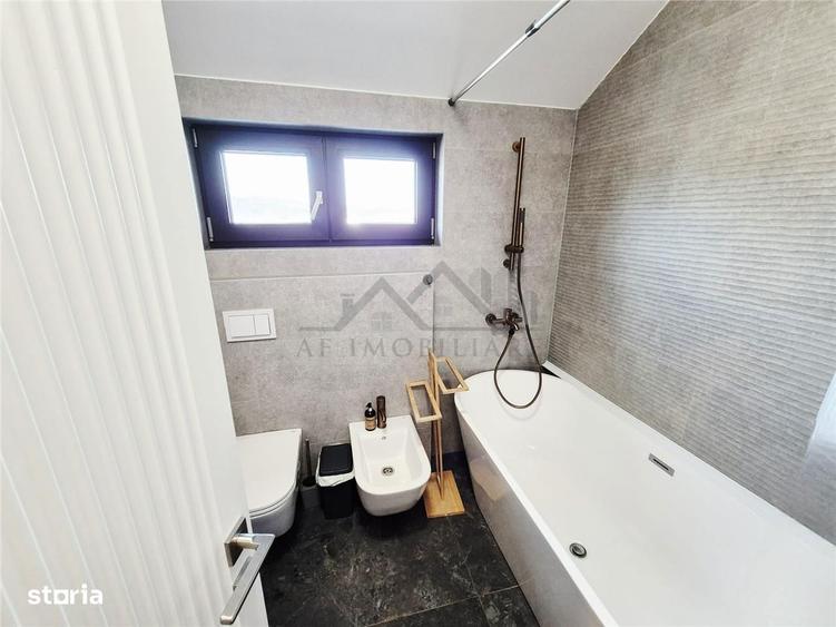Apartament cu 3 camere semidecomandat în Frumoasa