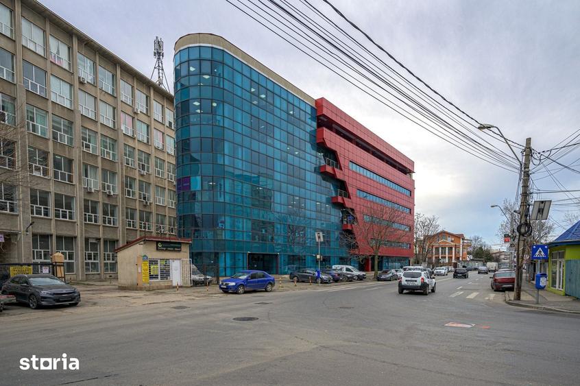 Spațiu comercial, de 305 mp, în Baicului