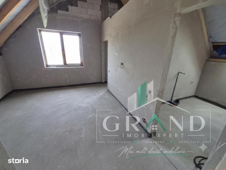 Casă cu 4 camere cu Teren 800 Mp în Jucu