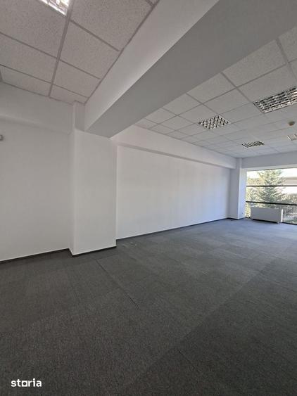 Spațiu comercial, de 70 mp, în Central