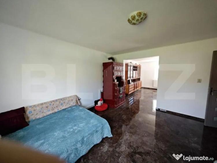 Casa cu 4 camere, 105 mp utili, cu garaj si 500 mp teren, zo - 8
