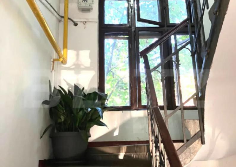 Apartament spa?ios, cu 3 camere, 62 mp, zona Garii - 1