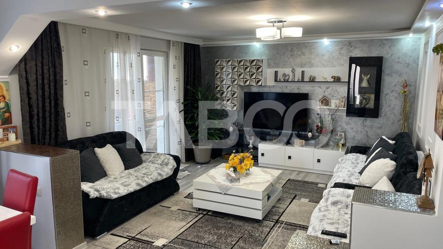 Casa individuala 240 mp cu teren generos de 1.200 mp  in Talmaciu - 1