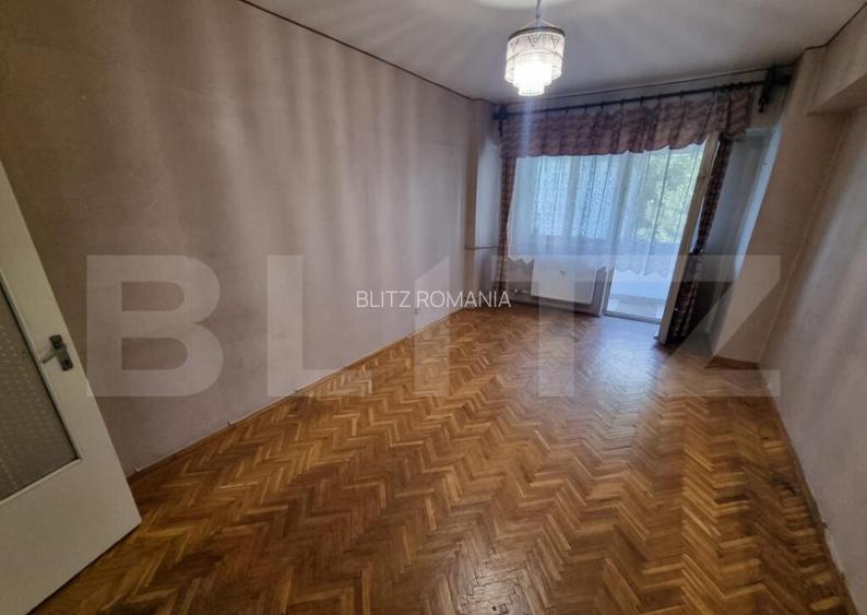 Apartament 4 camere decomandate, Rovine Zona Posta