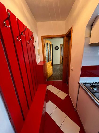 Apartament cu 2 camere semidecomandat în Vasile Aaron