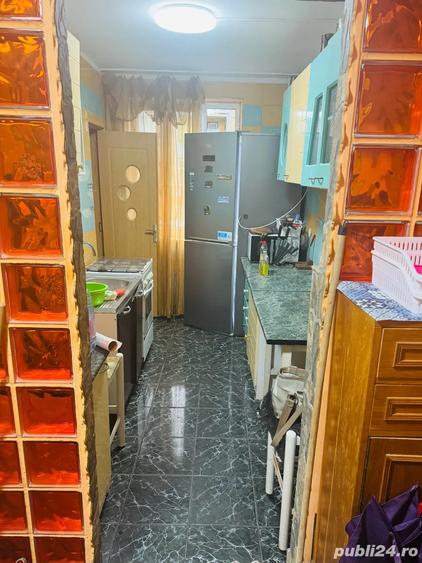 apartament cu 3 camere la Brad jud Hd - 4