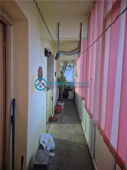 Royal Imobiliare - Vanzare apartament 2 camere zona Vest - 7