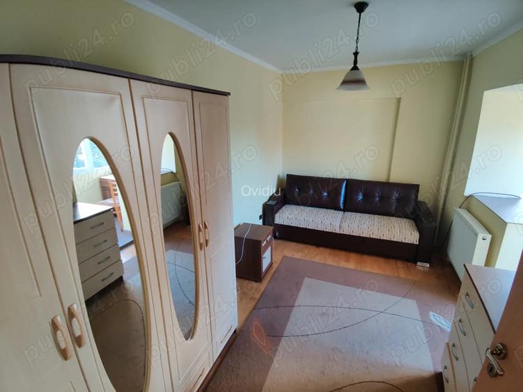 Inchiriez apartament 2 camere decomandate