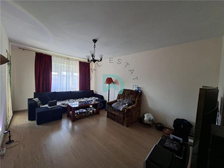 Apartament  3 camere, 74 mp, Triaj - 3