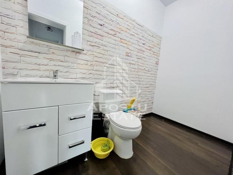 Apartament cu trei camere , decomandat , cu terasa ,in Giroc - 11