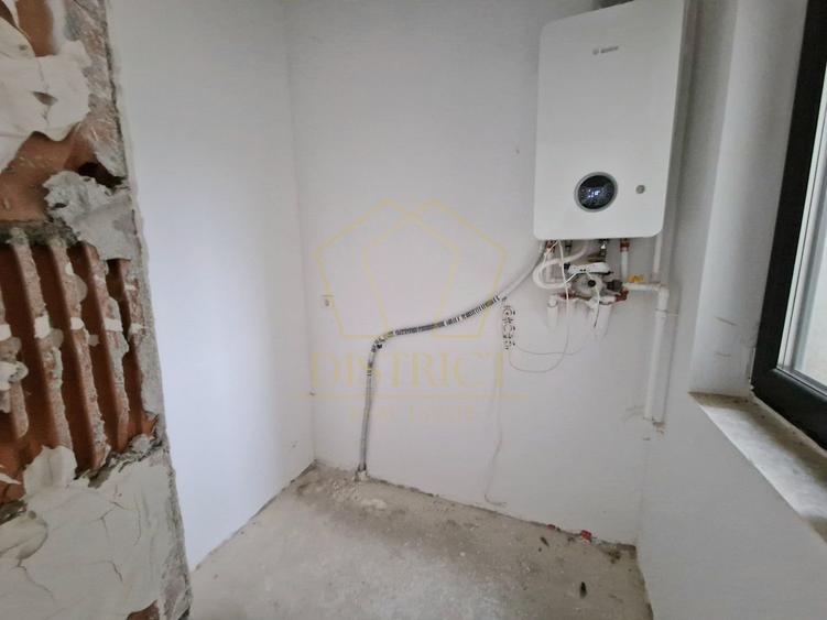 Duplex spatios despartit prin camera tehnica cu 5 camere | Urseni - 13
