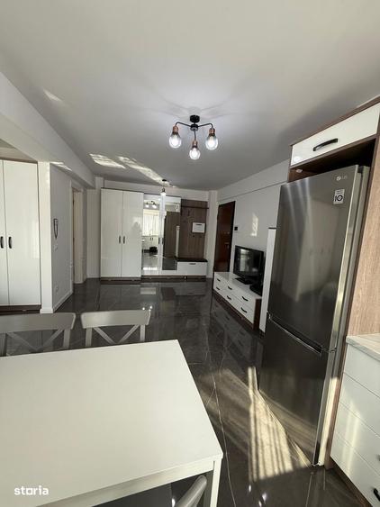 Apartament cu 2 camere semidecomandate, Centru - 3