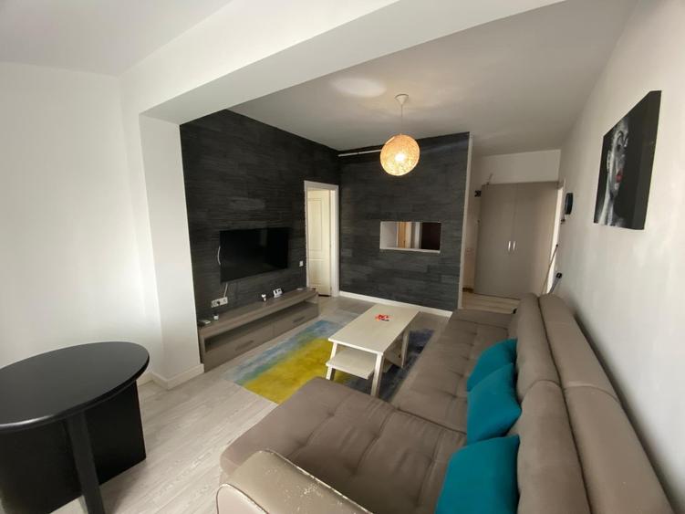 Apartament cu 2 camere, mobilat si utilat. Loc de parcare inclus - 2