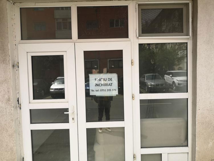Ofer spre inchiriere spatiu comercial - 1