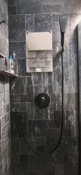 Apartament cu 3 camere semidecomandat în Tomis II