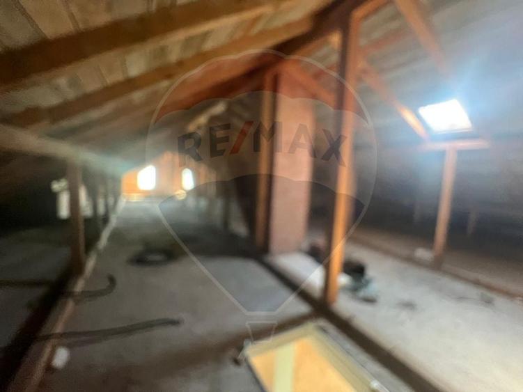 Casa / Vila 6 camere Rastoaca - 19