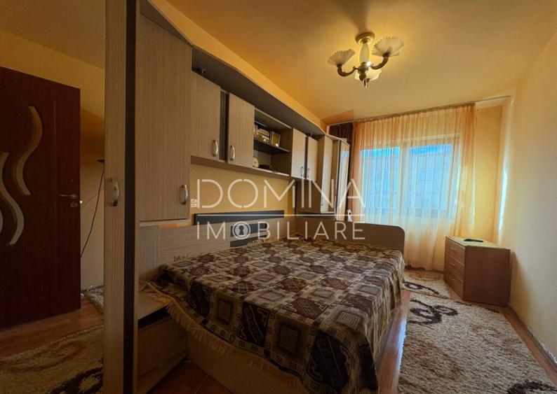 Apartament 3 camere, in Targu Jiu, Aleea Plopilor - 1