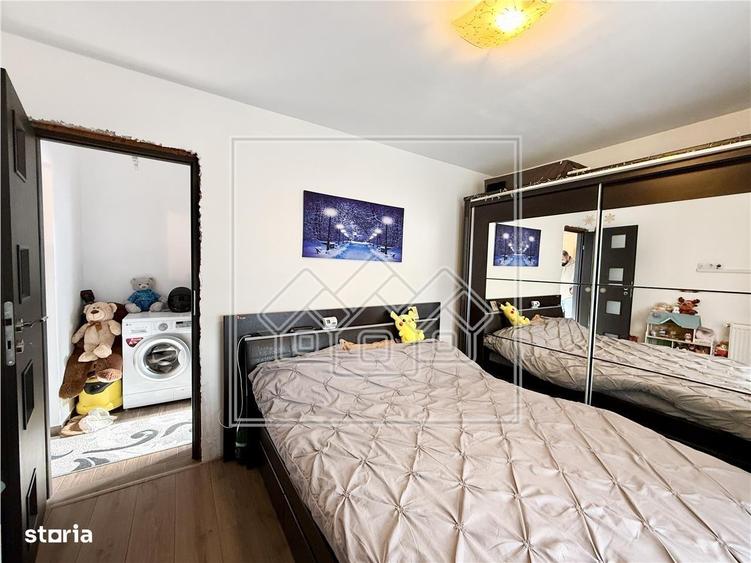 Apartament 2 camere etaj 2 din 3, balcon - str Ascanio Damian - 1