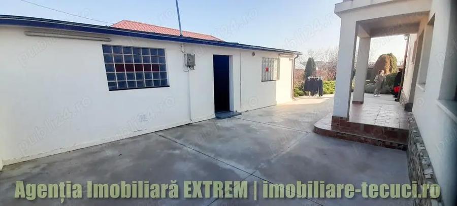 Vila cu 8 camere si 700 mp in com. Matca, jud. Galati - 2