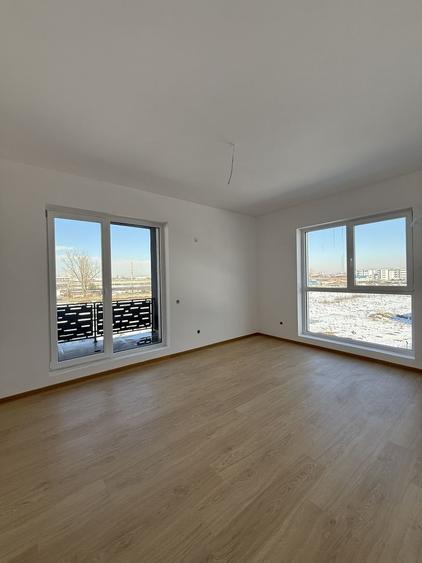 Apartament cu 3 camere decomandat în Theodor Pallady