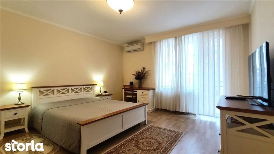 Apartament cu 2 camere decomandat în Zorilor