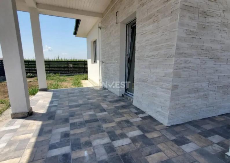 CASA INDIVIDUALA, 3 CAMERE,81 MP UTILI, 400MP TEREN, MIROSLA - 1
