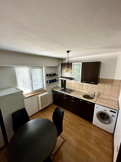 Garsoniera / studio zona mariott - catedrala - 2