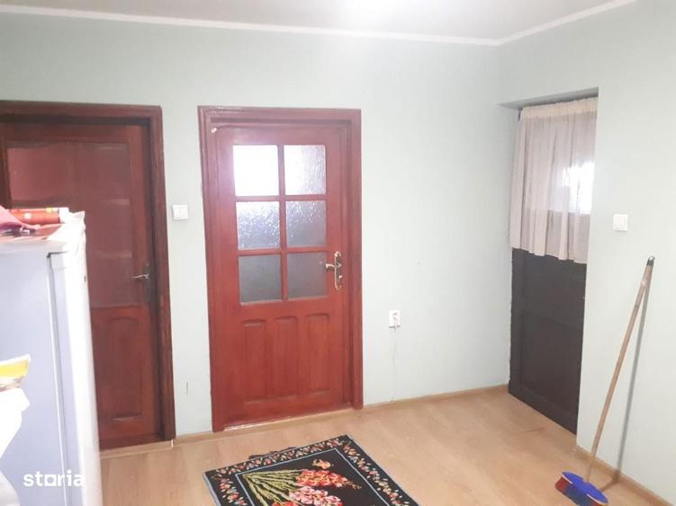 Casa Hanu Conachi,3 camere,centrala pe lemne 80 000 euro neg - 5