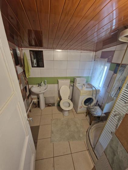 Casa in Simeria toate utilitatile zona centrala si linistita - 4