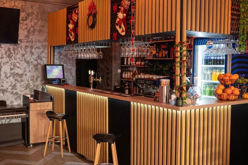 Restaurant de vanzare sau de INCHIRIAT Centrul Vechi Braila - 6